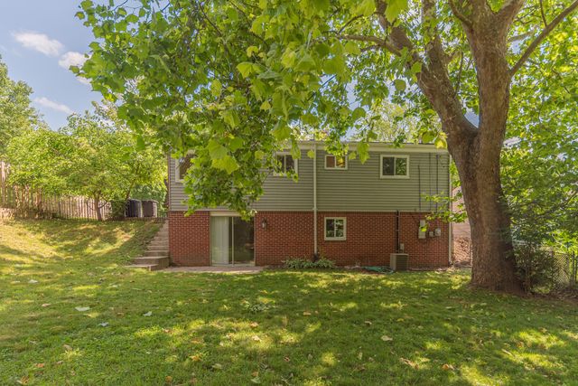 603 Manor Drive, Ann Arbor, MI 48105