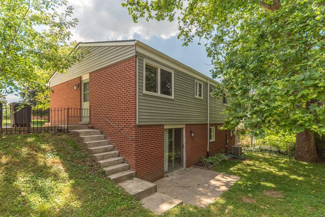603 Manor Drive, Ann Arbor, MI 48105