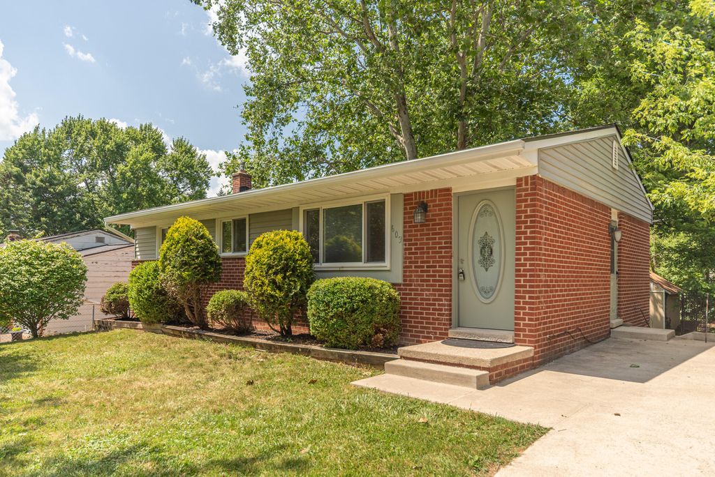 603 Manor Drive, Ann Arbor, MI 48105