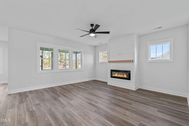 9462 Turkey Way, Middlesex, NC 27557