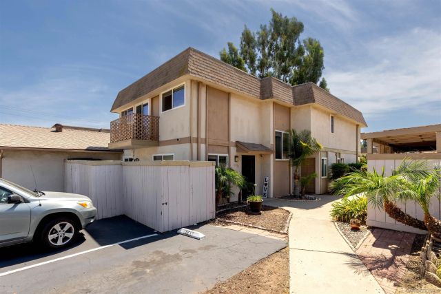10331 Santana Ranch Drive, Santee, CA 92071