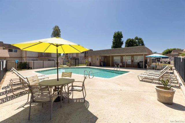 10331 Santana Ranch Drive, Santee, CA 92071