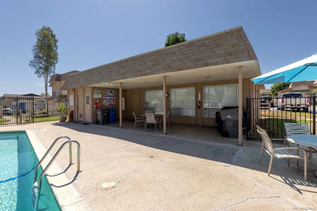 10331 Santana Ranch Drive, Santee, CA 92071
