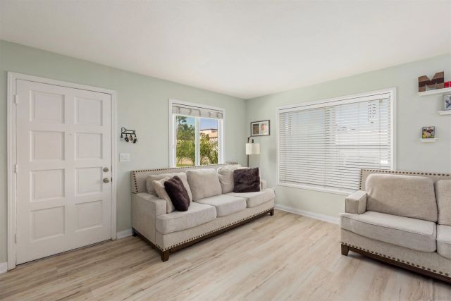 10331 Santana Ranch Drive, Santee, CA 92071