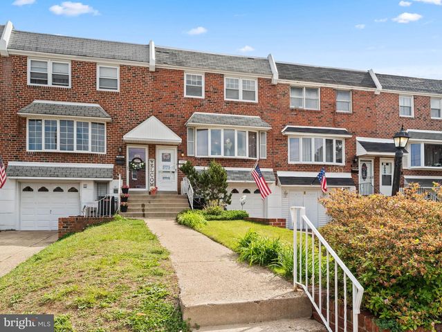 3327 KAYFORD CIR, Philadelphia, PA 19114