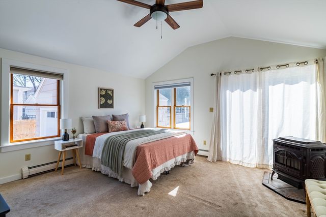 40 Clark St, Easthampton, MA 01027