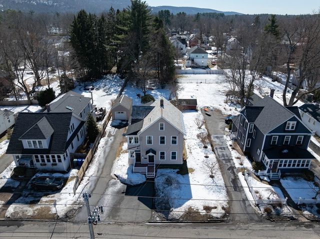 40 Clark St, Easthampton, MA 01027