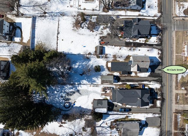 40 Clark St, Easthampton, MA 01027