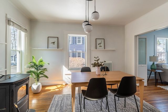 40 Clark St, Easthampton, MA 01027