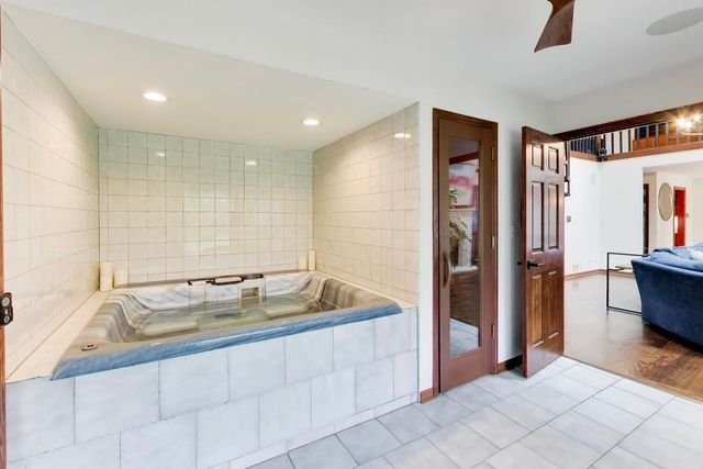 2N771 Anderson Court, West Chicago, IL 60185