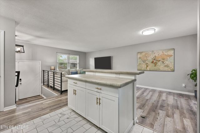 1717 Penwood Drive, Knoxville, TN 37922