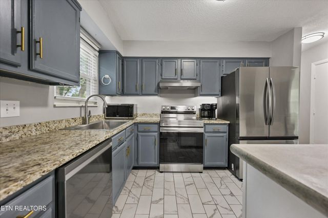 1717 Penwood Drive, Knoxville, TN 37922