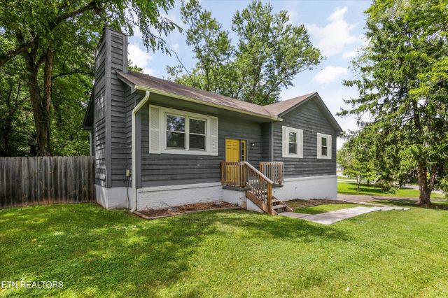 1717 Penwood Drive, Knoxville, TN 37922