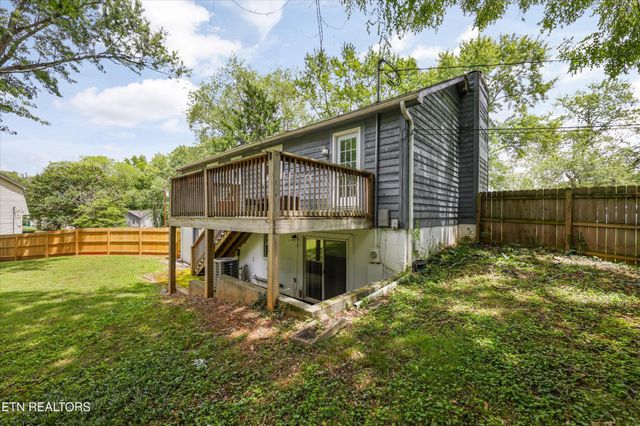 1717 Penwood Drive, Knoxville, TN 37922
