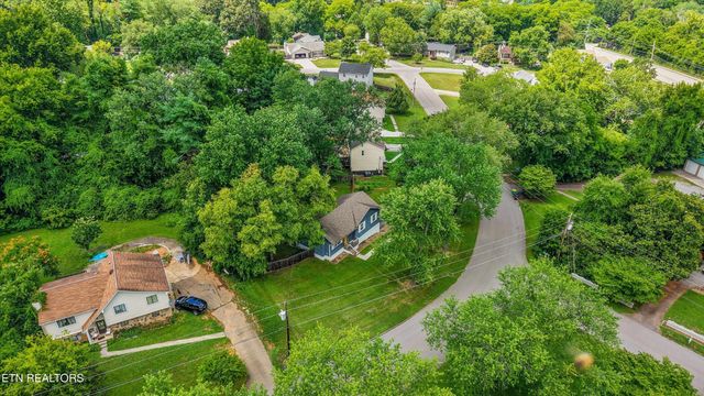 1717 Penwood Drive, Knoxville, TN 37922