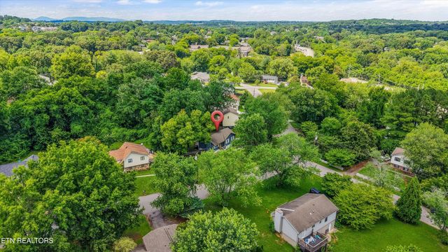 1717 Penwood Drive, Knoxville, TN 37922