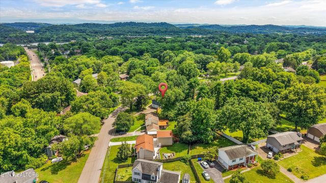 1717 Penwood Drive, Knoxville, TN 37922