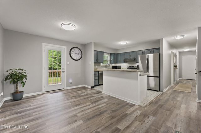 1717 Penwood Drive, Knoxville, TN 37922
