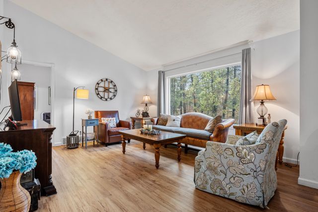 16309 S Cheney Spokane Rd, Cheney, WA 99004