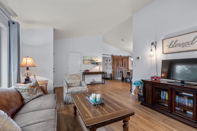 16309 S Cheney Spokane Rd, Cheney, WA 99004