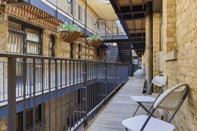 7639 N Eastlake Terrace 2B, Chicago, IL 60626