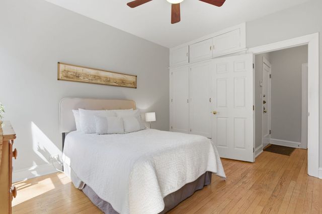 7639 N Eastlake Terrace 2B, Chicago, IL 60626