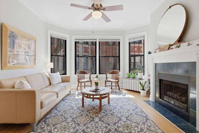 7639 N Eastlake Terrace 2B, Chicago, IL 60626