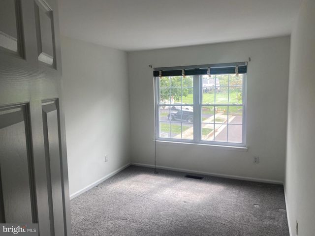 113 N PARK RD, Newtown, PA 18940