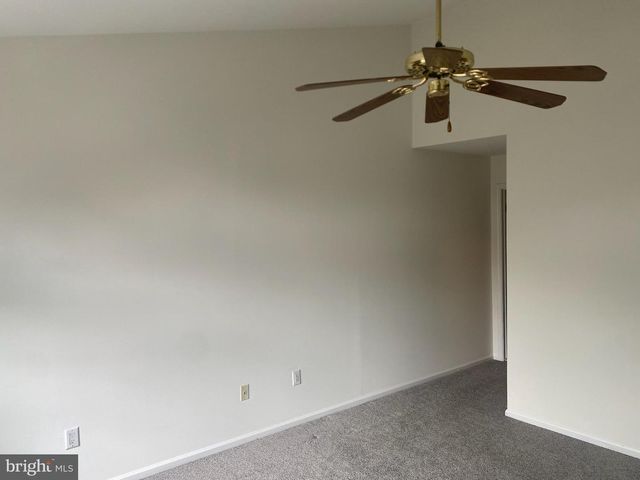 113 N PARK RD, Newtown, PA 18940