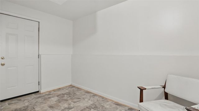 831 Winnetka Ave, Henrico, VA 23227