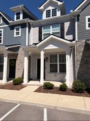 615 Old Hickory Blvd Apt 707, Nashville, TN 37209