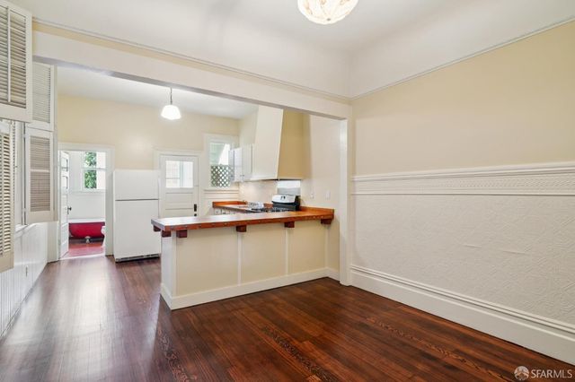 250 Coleridge Street B, San Francisco, CA 94110