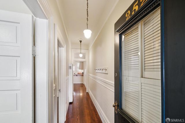 250 Coleridge Street B, San Francisco, CA 94110