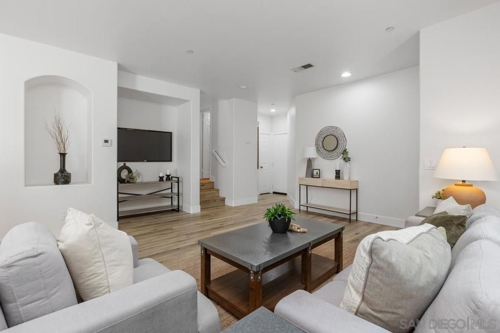 Image 10 of property listing at 191 Aurora Ave, San Marcos, CA 92078