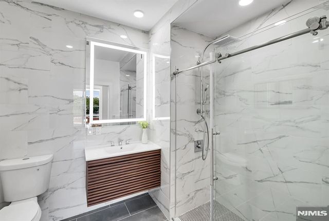 35 Jefferson Avenue 400, Westwood, NJ 07675