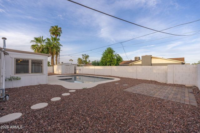 843 N JAY Street, Chandler, AZ 85225