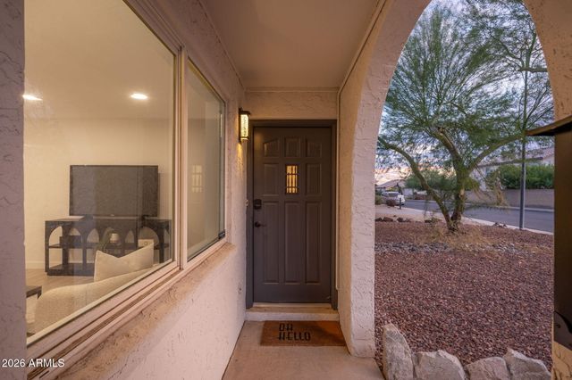 843 N JAY Street, Chandler, AZ 85225