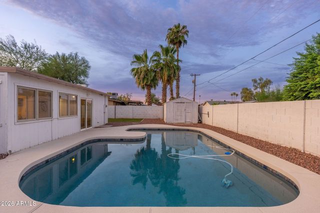 843 N JAY Street, Chandler, AZ 85225