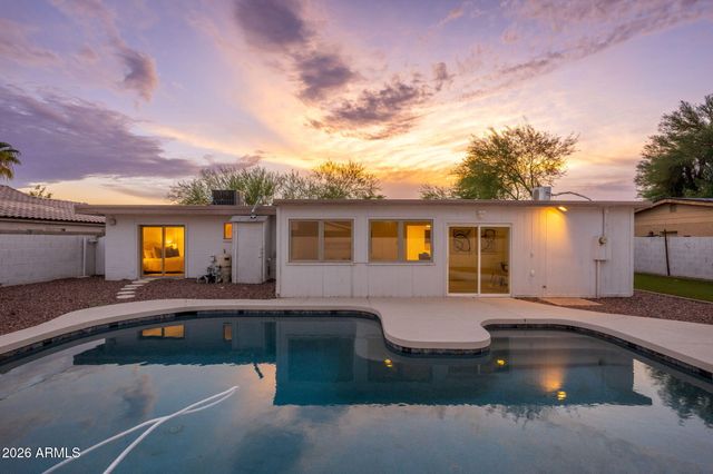 843 N JAY Street, Chandler, AZ 85225