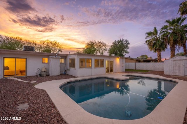 843 N JAY Street, Chandler, AZ 85225