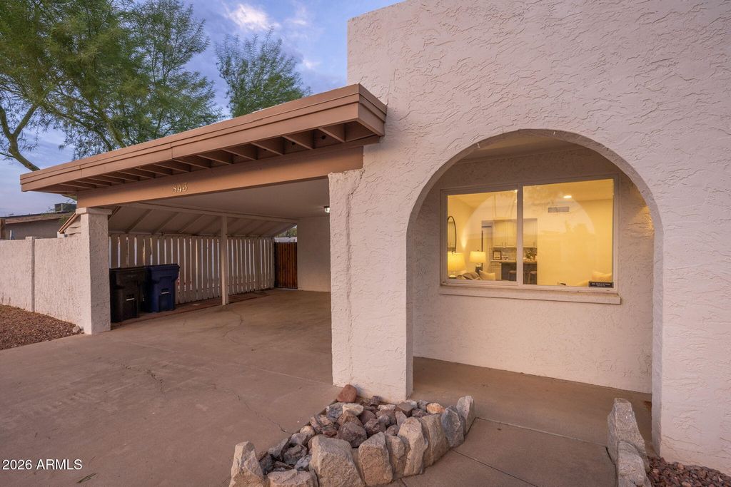 843 N JAY Street, Chandler, AZ 85225