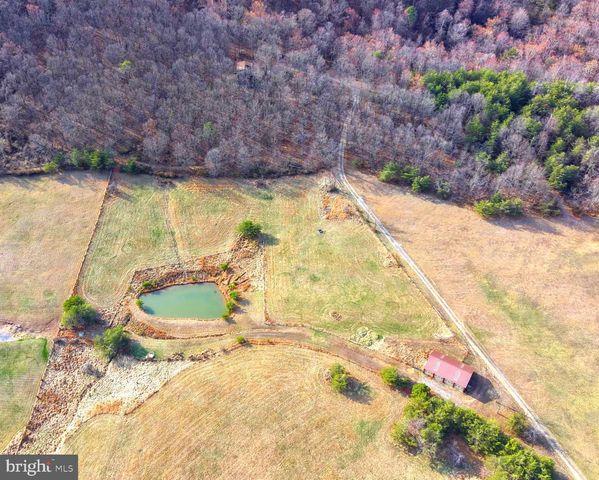 163 OLIVE BRANCH RD, Rio, WV 26755