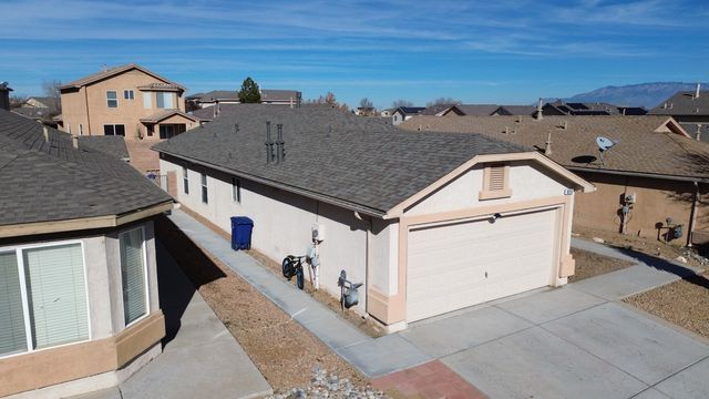 8915 Violet Orchid Trail SW, Albuquerque, NM 87121