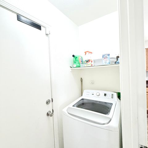 8915 Violet Orchid Trail SW, Albuquerque, NM 87121