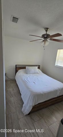 581 Oxford Avenue, Melbourne, FL 32935