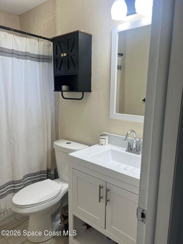 581 Oxford Avenue, Melbourne, FL 32935