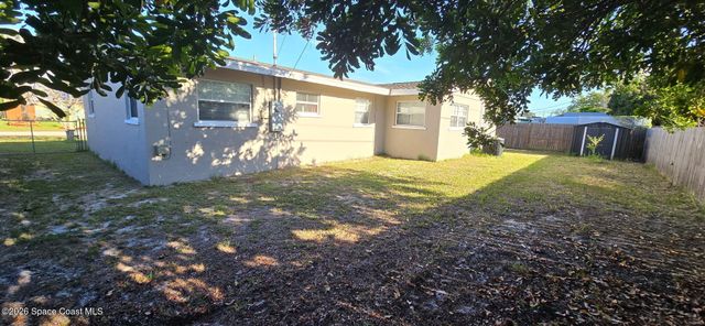 581 Oxford Avenue, Melbourne, FL 32935