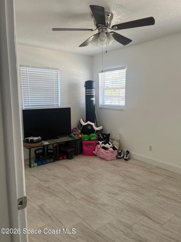 581 Oxford Avenue, Melbourne, FL 32935