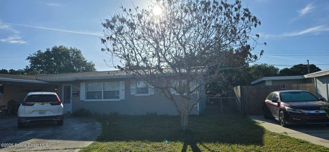 581 Oxford Avenue, Melbourne, FL 32935