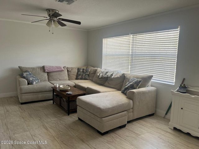 581 Oxford Avenue, Melbourne, FL 32935